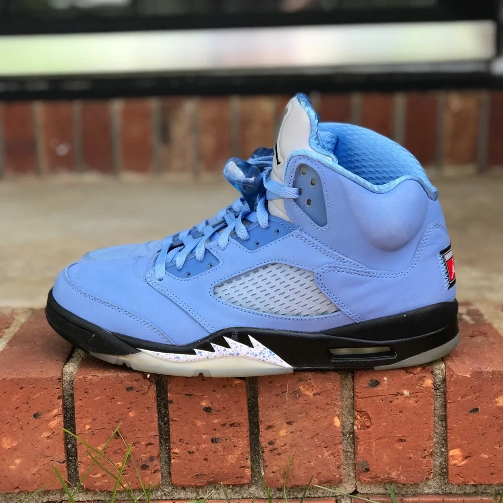 Air Jordan Retro 5 UNC University Blue Size 11.5